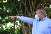 Governador de Nampula visita a quinta do produtor comanda em Rapale